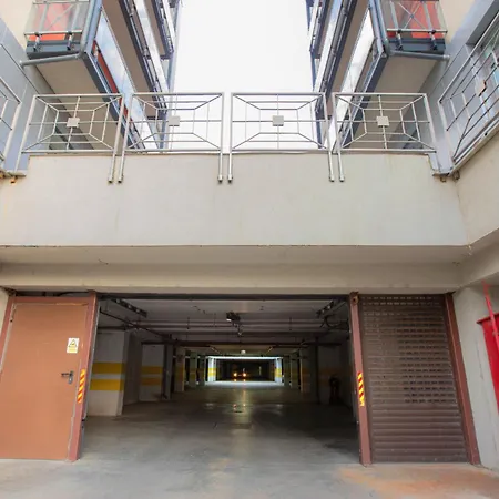Ring Family - Spacious 2br Apartment, Tub And Shower, Free Underground Parking, Terrace * Timişoara